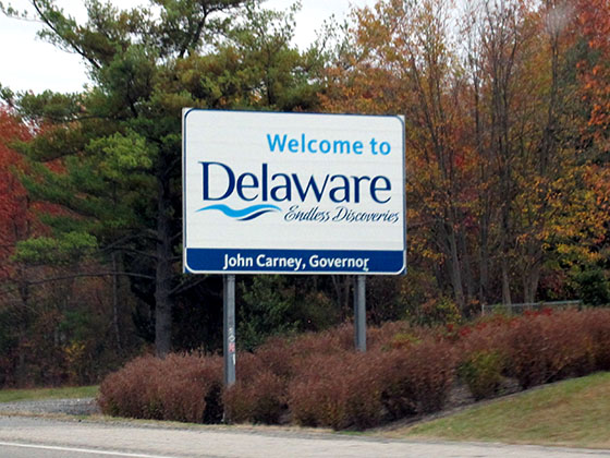 A Delaware welcome sign