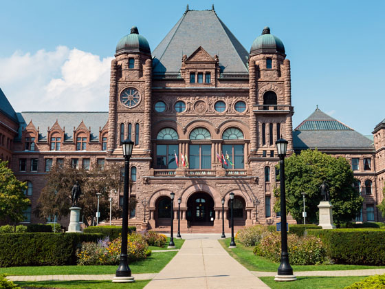 A Ontario welcome sign